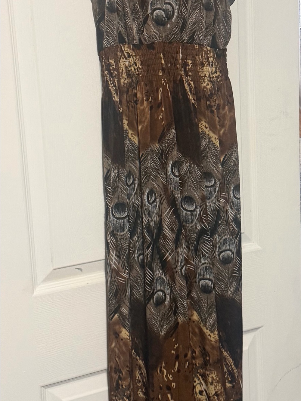 Ever Pretty Brown Feather-Print Maxi Skirt